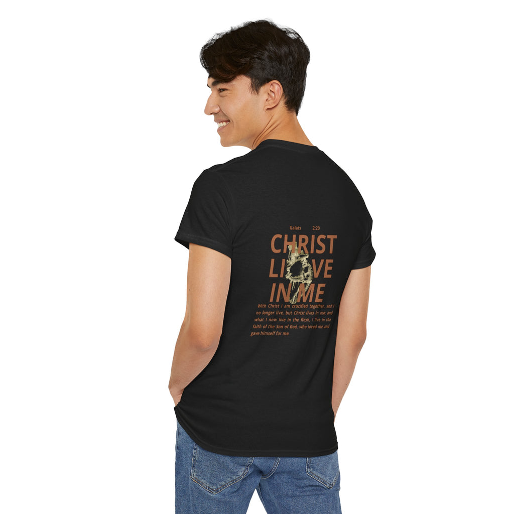 Christian 'Christ Lives in Me' Graphic Tee